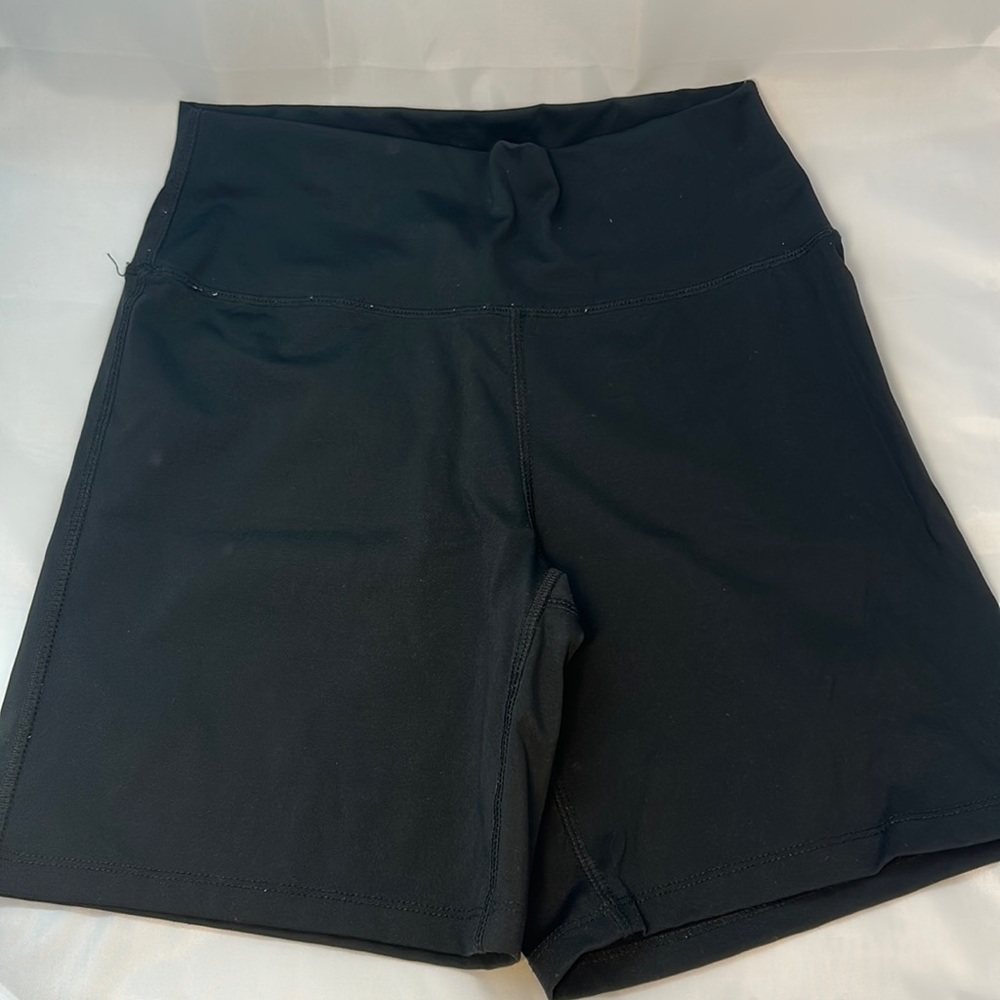 Electric yoga black bike shorts size large
